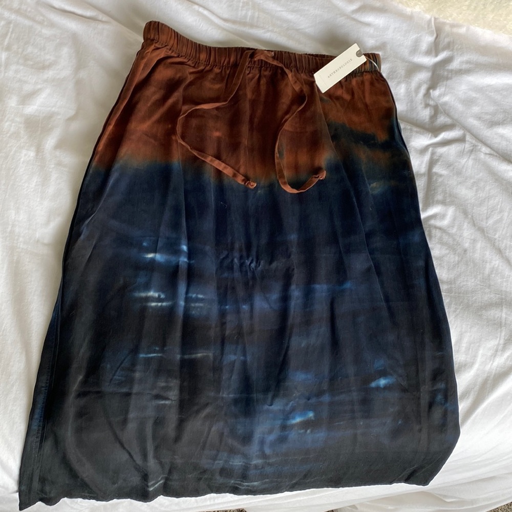 Anthropologie skirt- size small